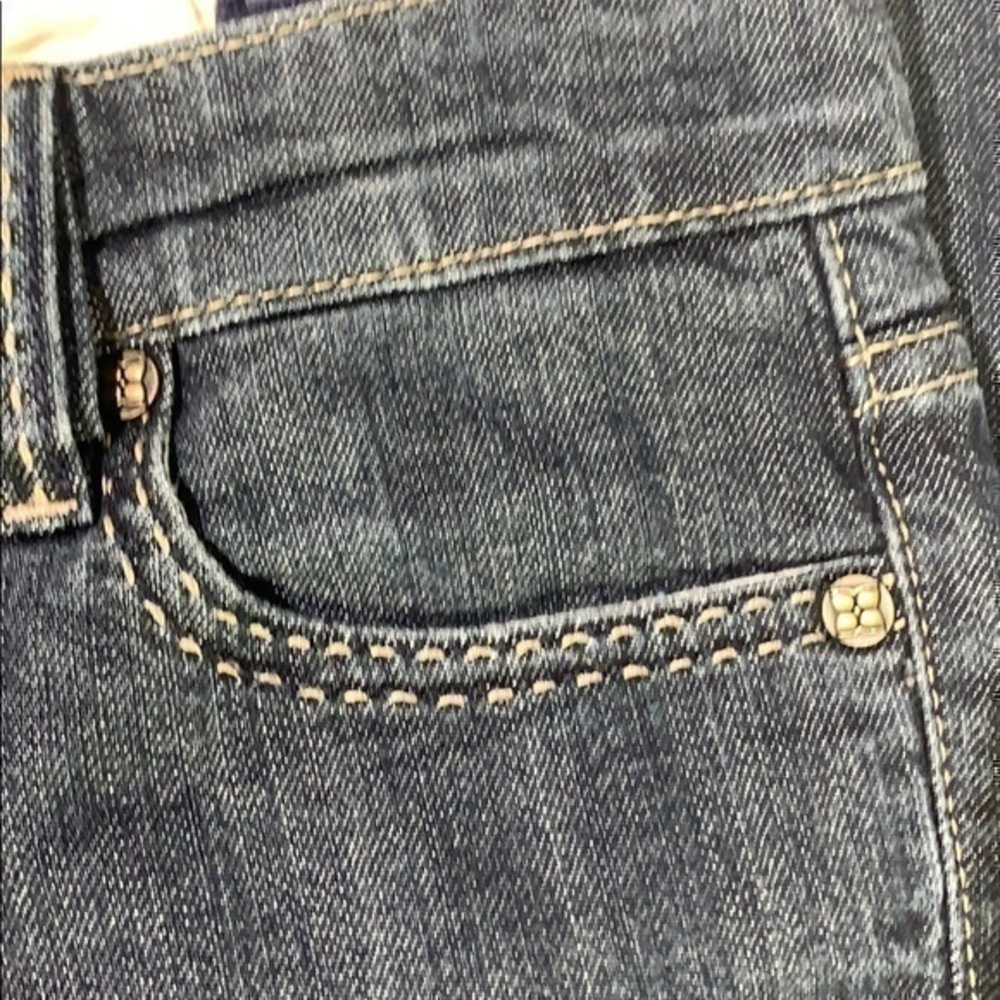 BCBGMaxAzria | Women's Flare Jeans - Picture 2 of 8